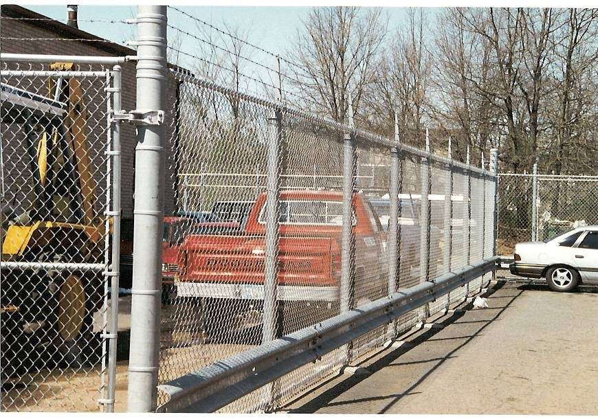 Central Jersey Fence Co | 193 Bennetts Ln, Somerset, NJ 08873, USA | Phone: (732) 828-4411