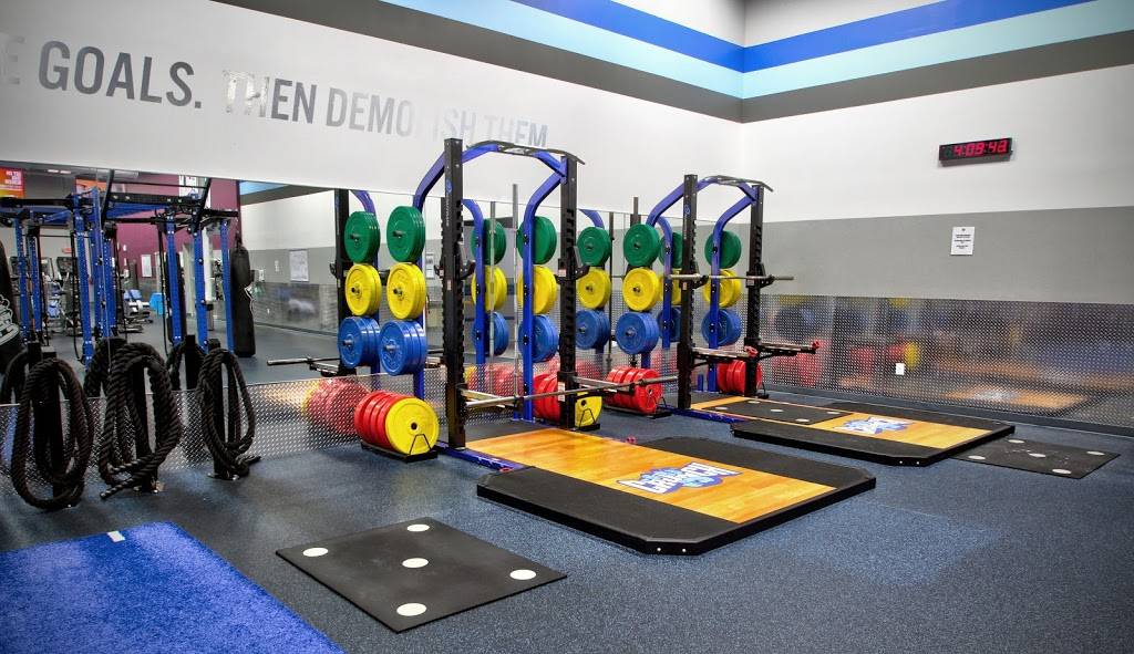 Crunch Fitness - Pembroke Pines | 10121 Pines Blvd, Pembroke Pines, FL 33026, USA | Phone: (954) 374-8604