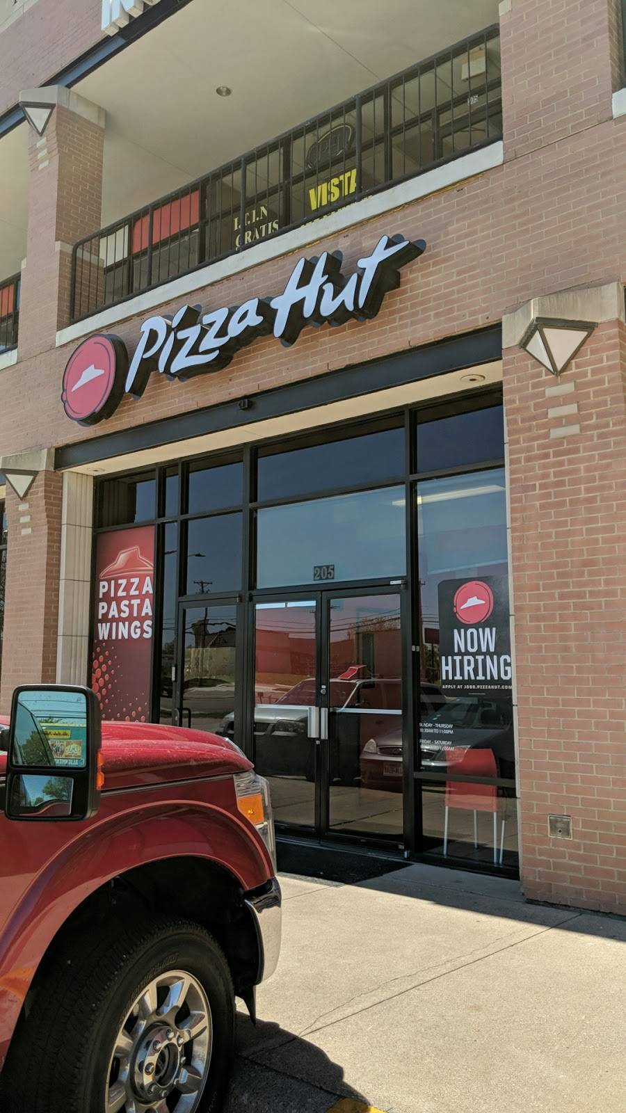Pizza Hut | 1030 W Arkansas Ln #205, Arlington, TX 76013, USA | Phone: (817) 860-6500