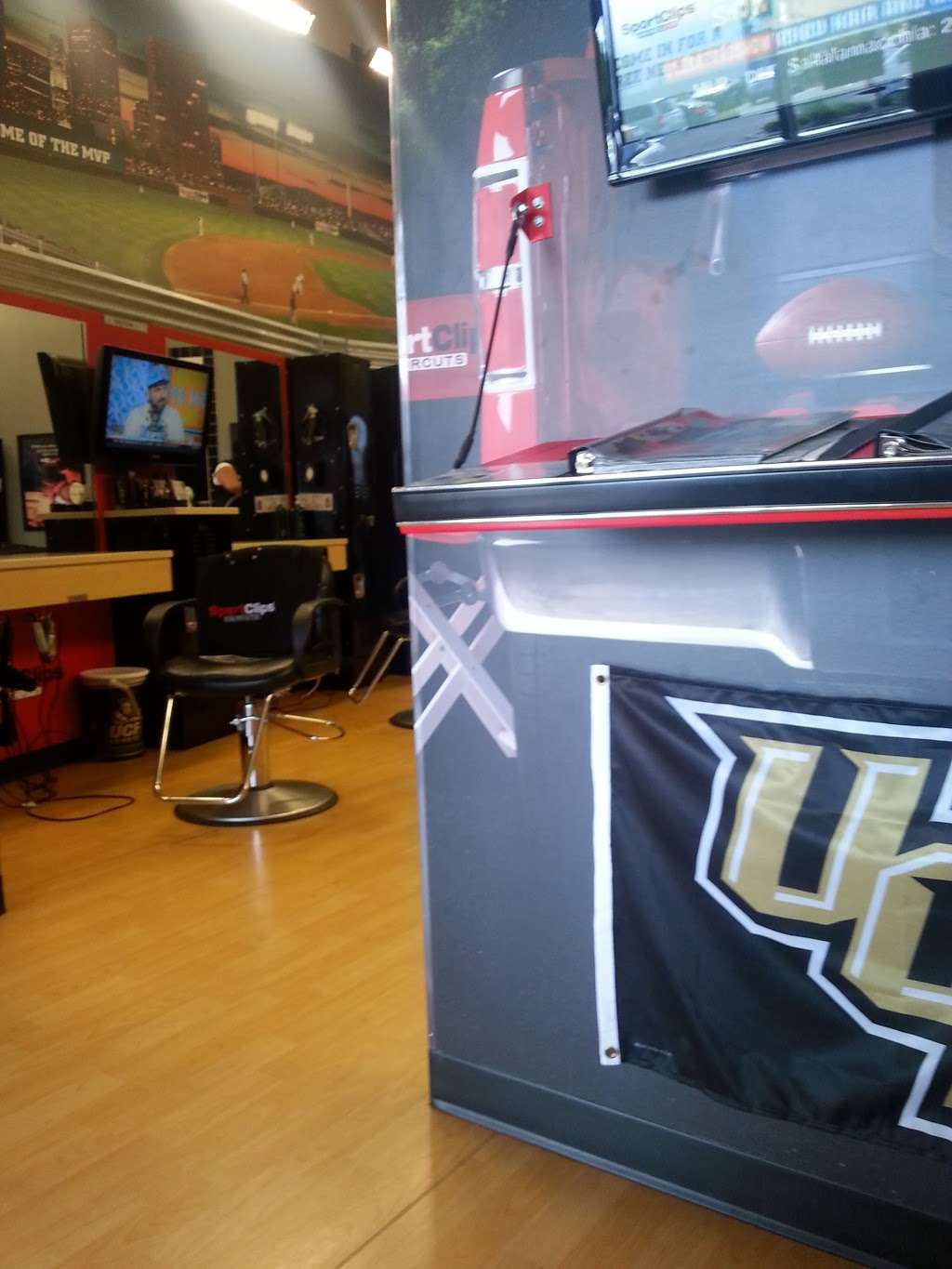 Sport Clips Haircuts of Orlando -University Shoppes | 3402 Technological Ave Suite 130, Orlando, FL 32817 | Phone: (407) 730-3444