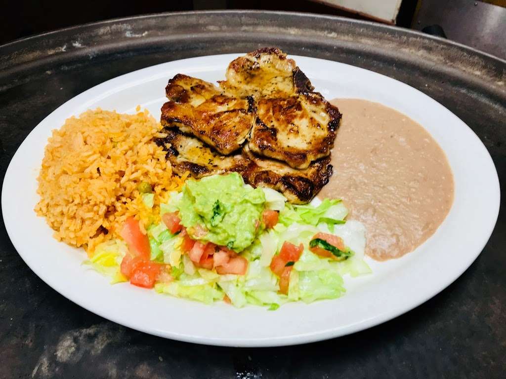 Mi Rodeo Mexican Grill & Seafood | 5510 Rigsby Ave, San Antonio, TX 78222, USA | Phone: (210) 648-0012