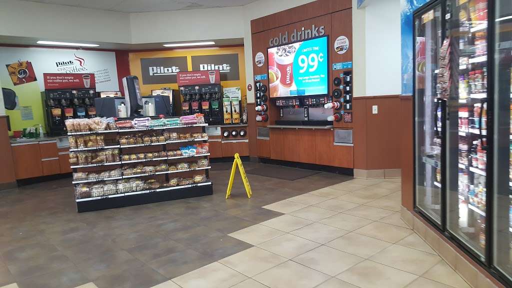 Pilot Travel Center | 4440 N McCarty St, Houston, TX 77013, USA | Phone: (713) 675-3375