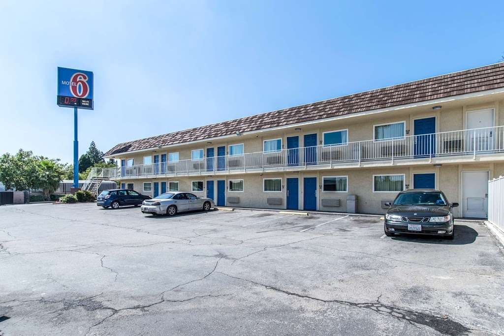 Motel 6 Ontario Airport | 1560 E 4th St, Ontario, CA 91764 | Phone: (909) 984-2424