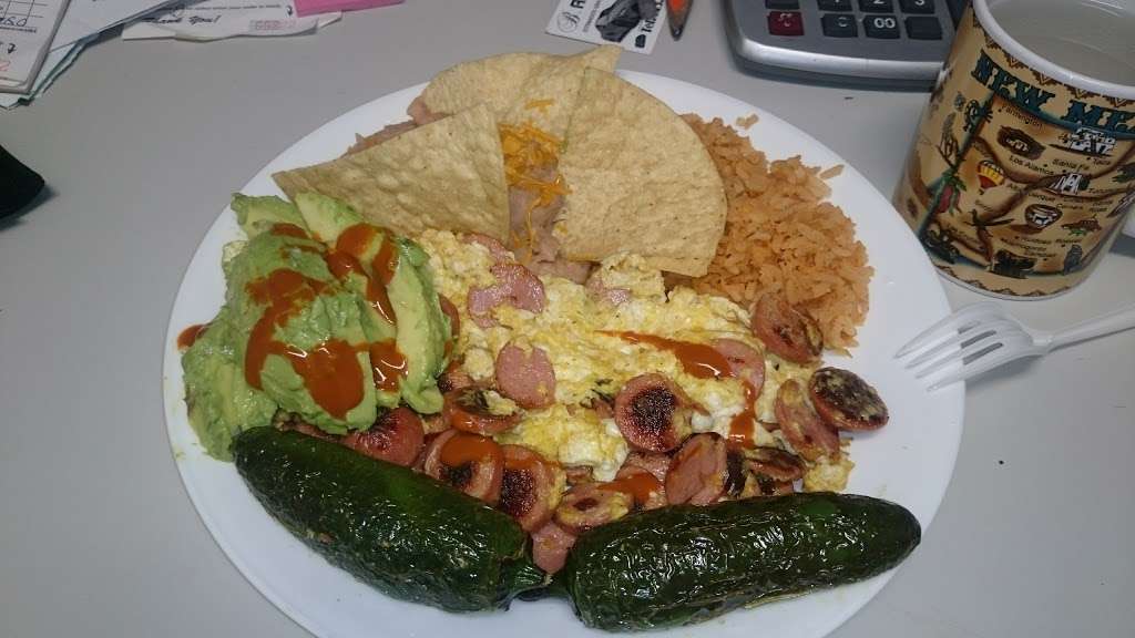 Juliobertos Mexican Food | 1832 W Thunderbird Rd, Phoenix, AZ 85023, USA | Phone: (602) 862-0275