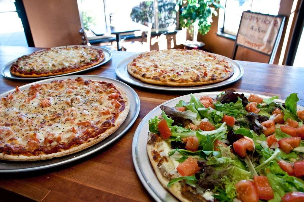 Martinos Pizzeria | 1389 Forest Park Cir, Lafayette, CO 80026 | Phone: (303) 604-9200