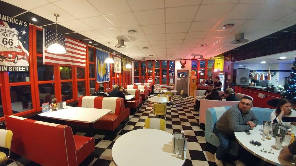 Hot Rod Diner | 79-84 High St, Northfleet, Gravesend DA11 9HJ, UK | Phone: 01474 249205