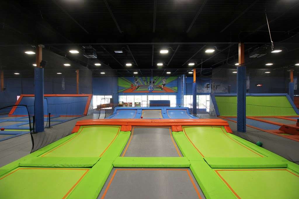 Flight Fit N Fun Cliffwood | 111 NJ-35, Cliffwood, NJ 07721, USA | Phone: (732) 583-3000