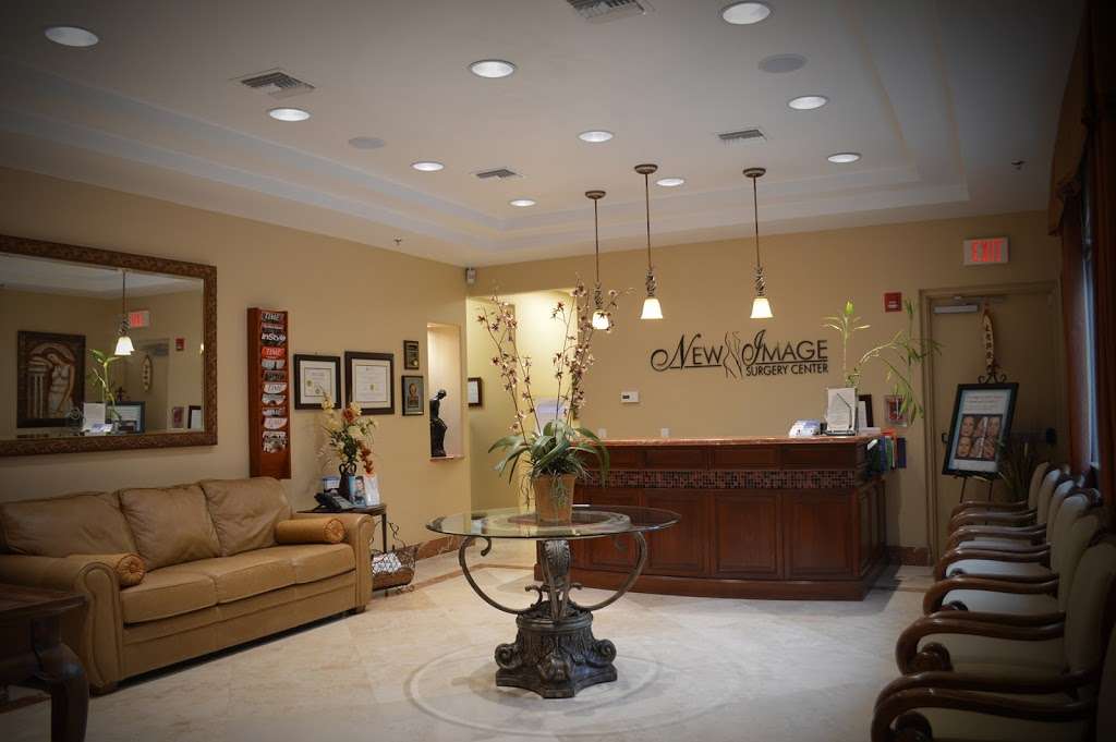 Decio Carvalho, M.D. | 10167 W Sunrise Blvd STE 104, Plantation, FL 33322, USA | Phone: (954) 600-9510