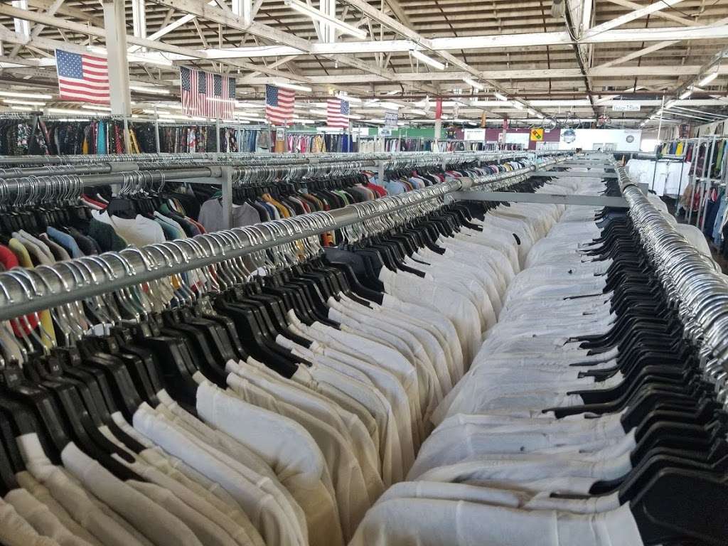 Torgom Wholesale Vintage Clothing Co Vernon 4355 Fruitland Ave