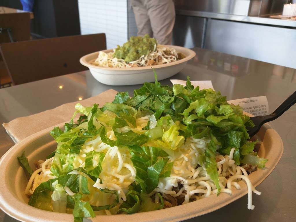 Chipotle Mexican Grill | 801 Baltimore Pike, Springfield, PA 19064, USA | Phone: (484) 471-3255