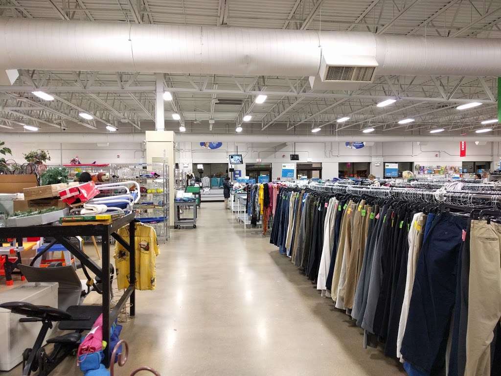 Goodwill Store & Donation Center | 761 S Midlothian Rd, Mundelein, IL 60060 | Phone: (847) 566-0636