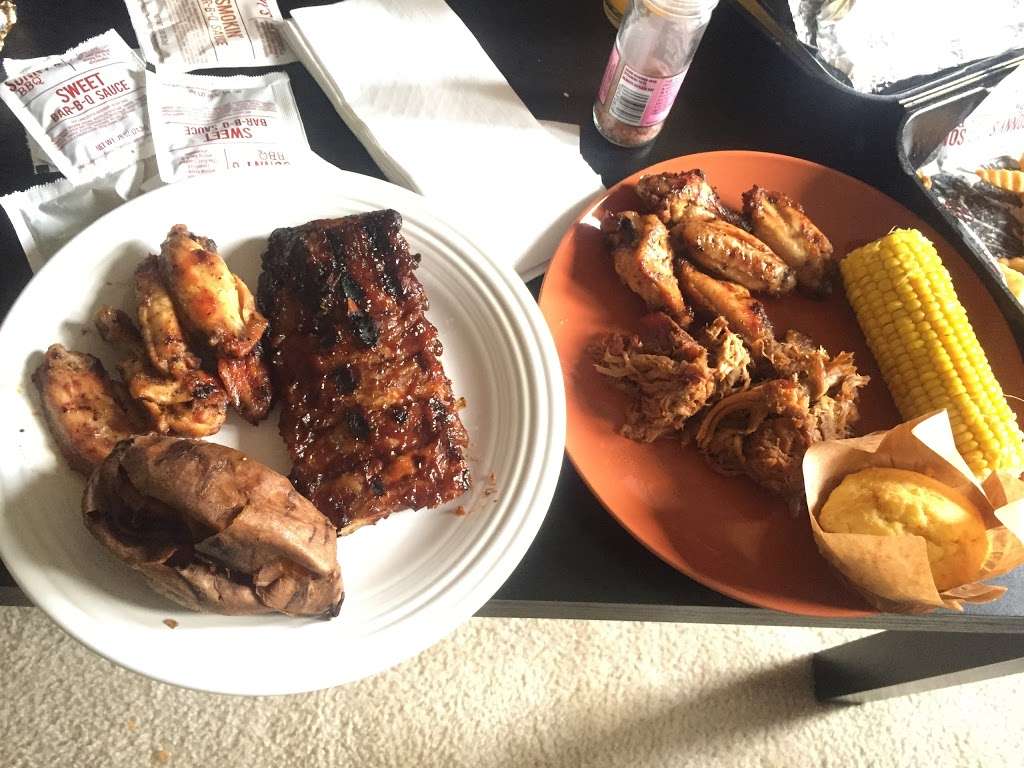 Sonnys BBQ | 7820 Lyles Ln NW, Concord, NC 28027, USA | Phone: (704) 979-0073