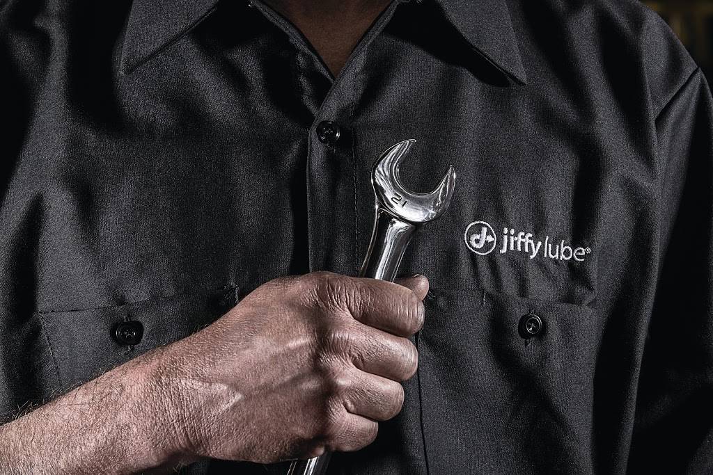 Jiffy Lube | 7965 S U.S Hwy 31 S, Indianapolis, IN 46227, USA | Phone: (317) 888-3703
