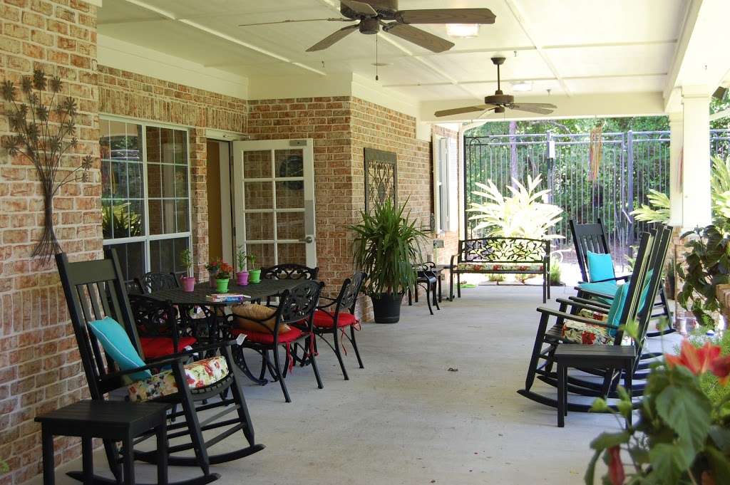 AutumnGrove Cottage at Eagle Springs | 5500 Atascocita Road, Humble, TX 77346, USA | Phone: (281) 622-4861