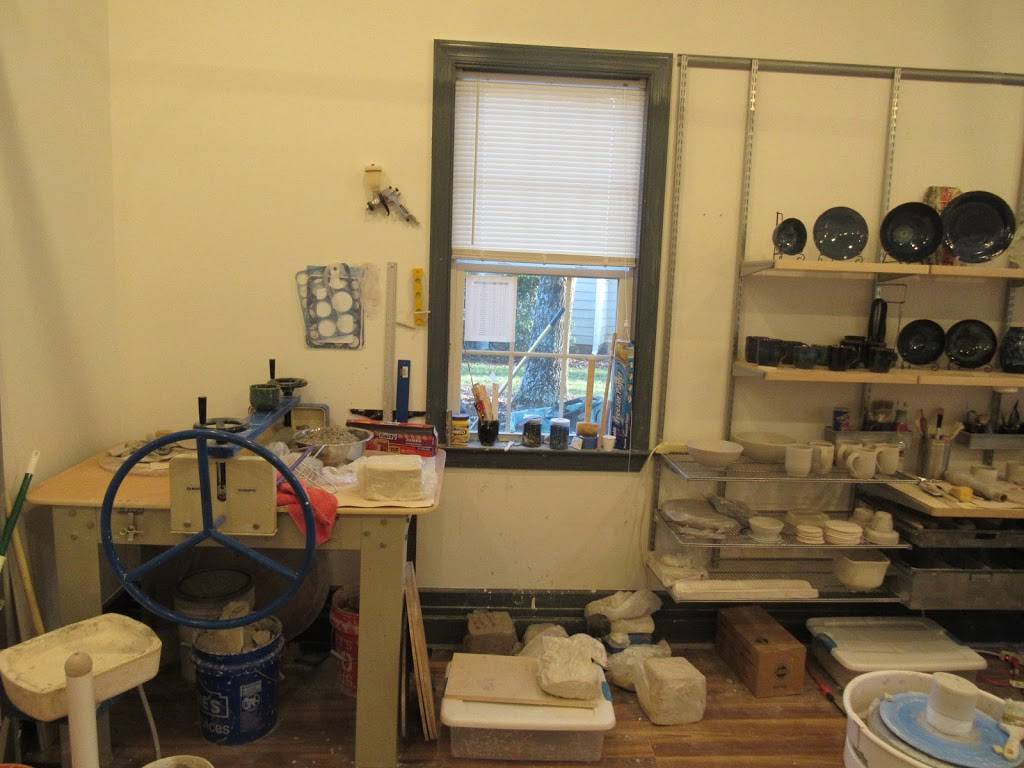 Jeff Yauger Pottery Studios | 111 Middle Creek Park Ave, Fuquay-Varina, NC 27526, USA | Phone: (919) 592-7541