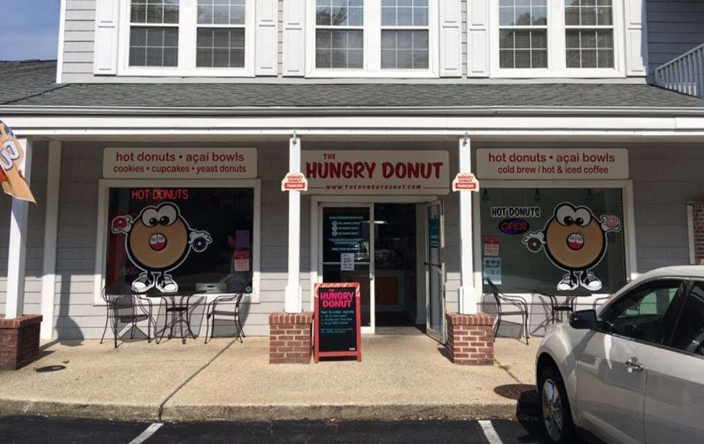 The Hungry Donut | 11021 Nicholas Ln #3, Ocean Pines, MD 21811, USA | Phone: (410) 208-1100
