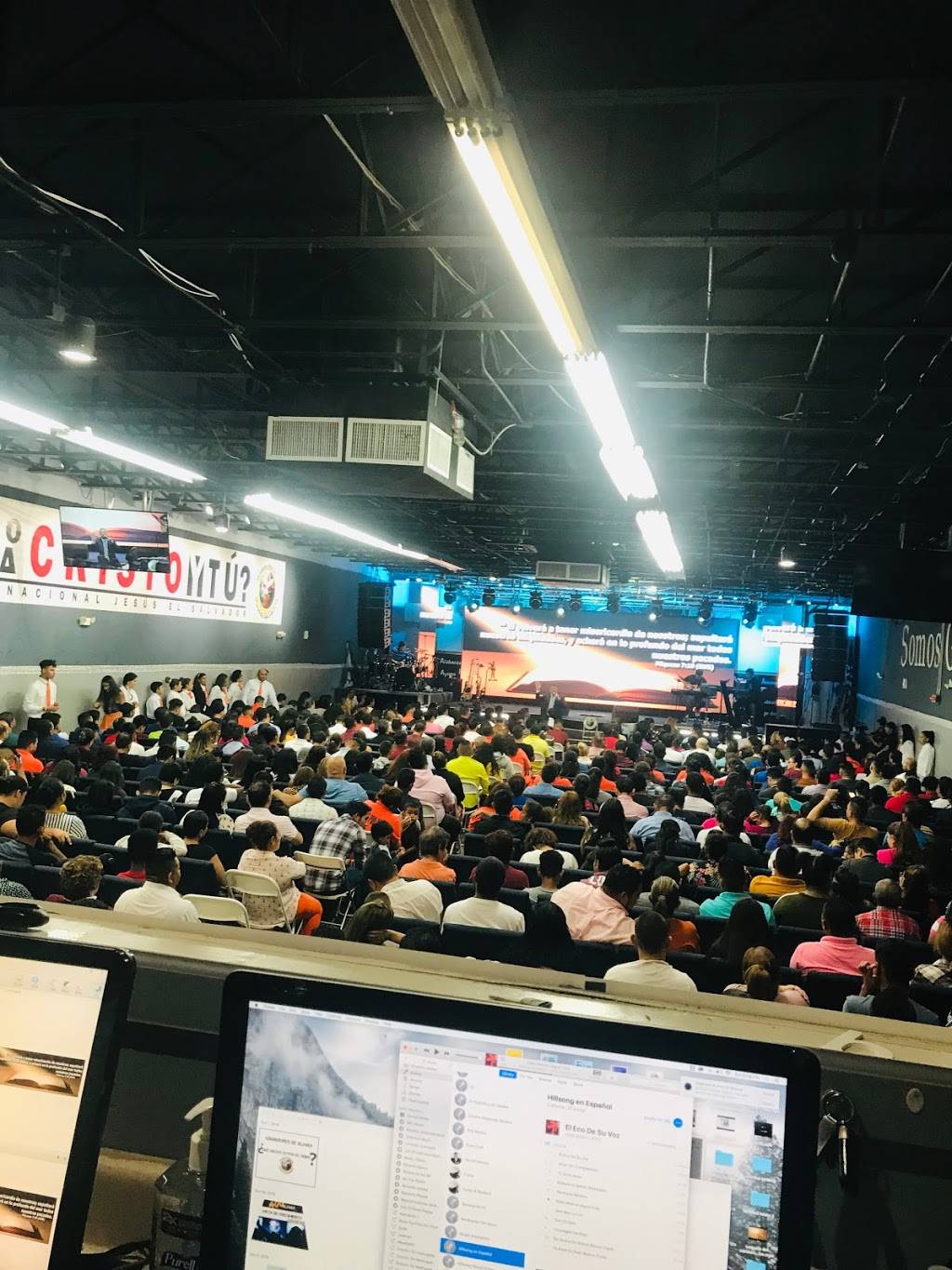 Ministerio Internacional Jesús El Salvador | 2300 NW 23rd St, Miami, FL 33142, USA | Phone: (786) 295-2586