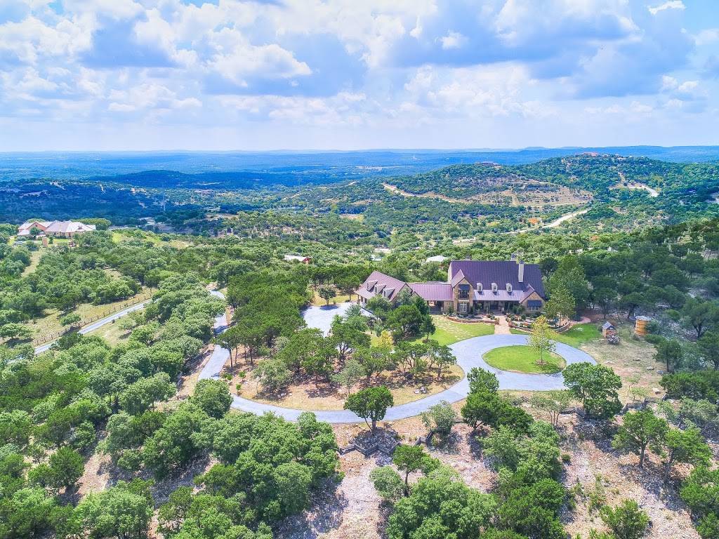 Estancia At Thunder Valley | 1 Estancia Ln, Boerne, TX 78006, USA | Phone: (830) 981-8405