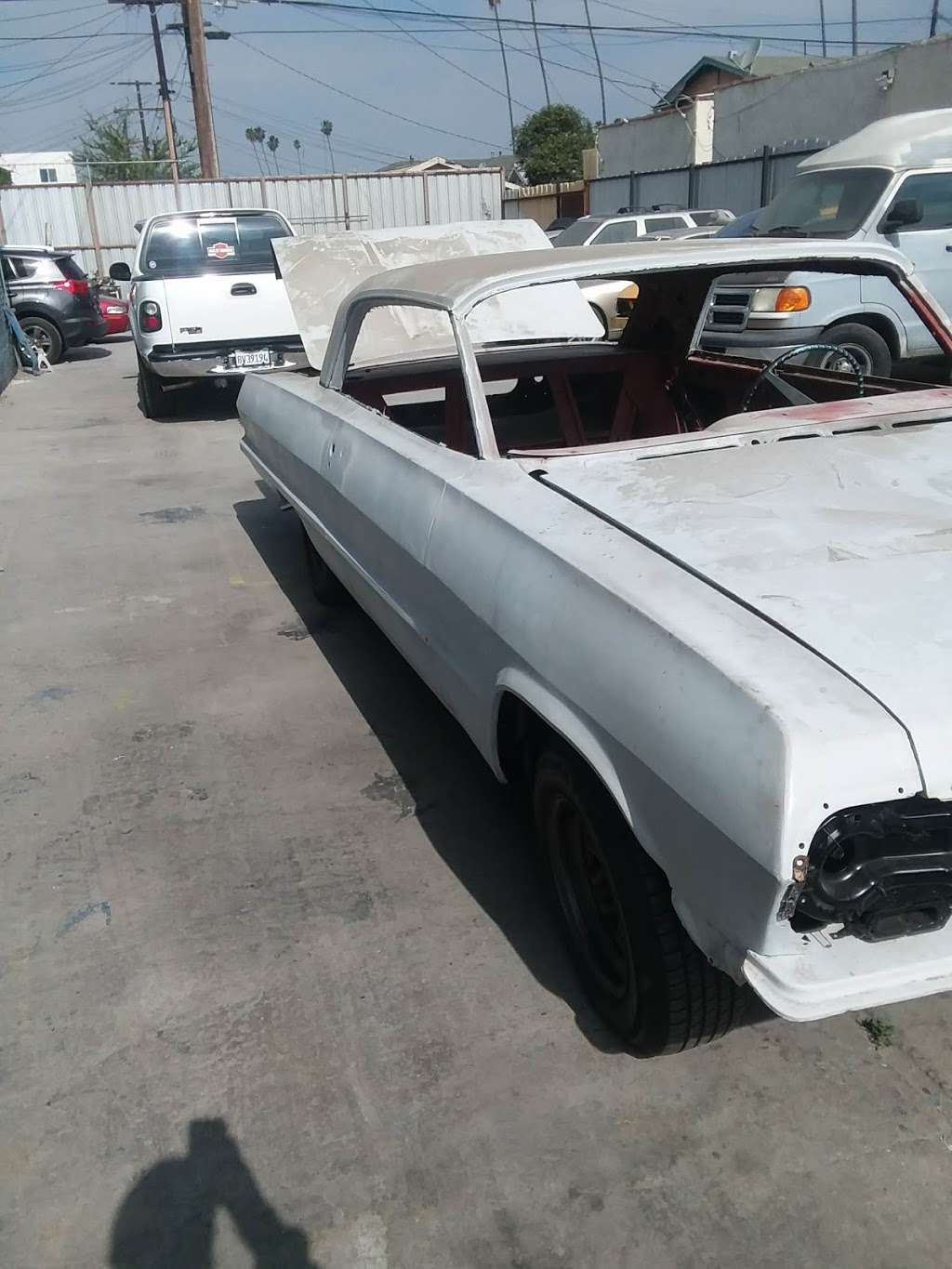 AC Universal Body Shop | 6819 S Broadway, Los Angeles, CA 90003, USA | Phone: (323) 541-0414