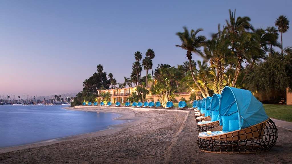 Bahia Resort Hotel | 998 W Mission Bay Dr, San Diego, CA 92109, USA | Phone: (858) 488-0551