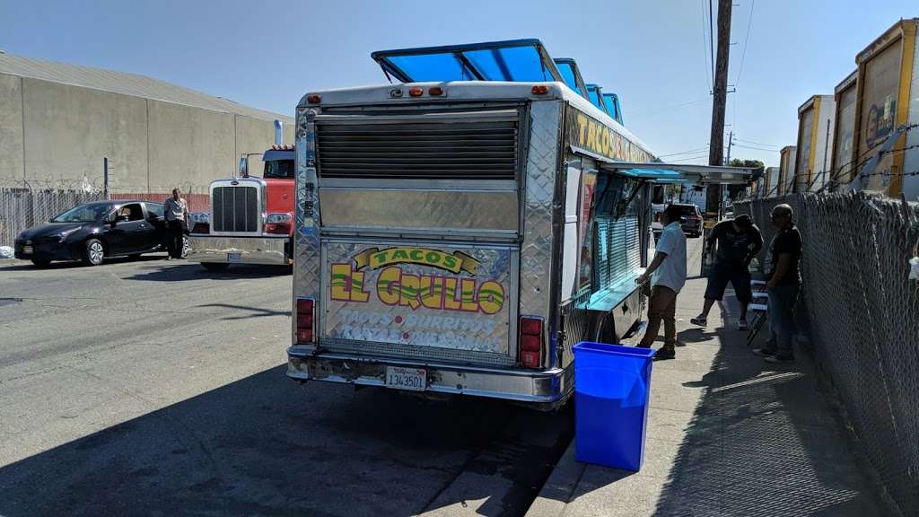 El Grullo Taco Truck | 10199 9849, Bigge Ave, Oakland, CA 94603, USA | Phone: (510) 575-7867