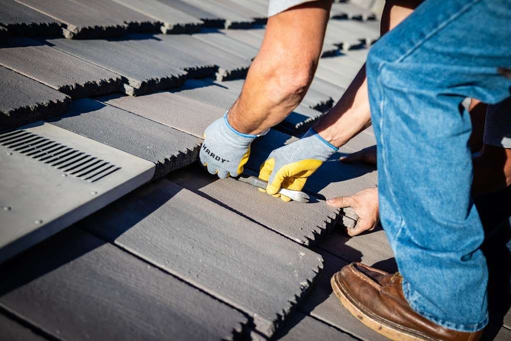 Inland Empire Roofing Co LLC | 264 E Main St, Riverside, CA 92507, USA | Phone: (909) 883-7663