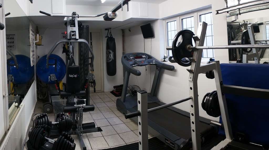 Peak Fitness Training | 23 Fairgreen, London, Barnet EN4 0QS, UK | Phone: 07803 901345