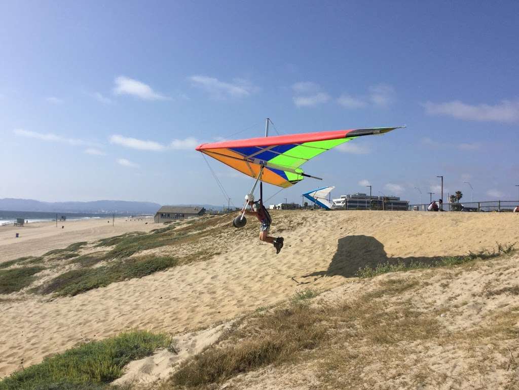 Windsports Hang Gliding at Dockweiler Beach | 12601 Vista Del Mar, Playa Del Rey, CA 90293 | Phone: (818) 367-2430