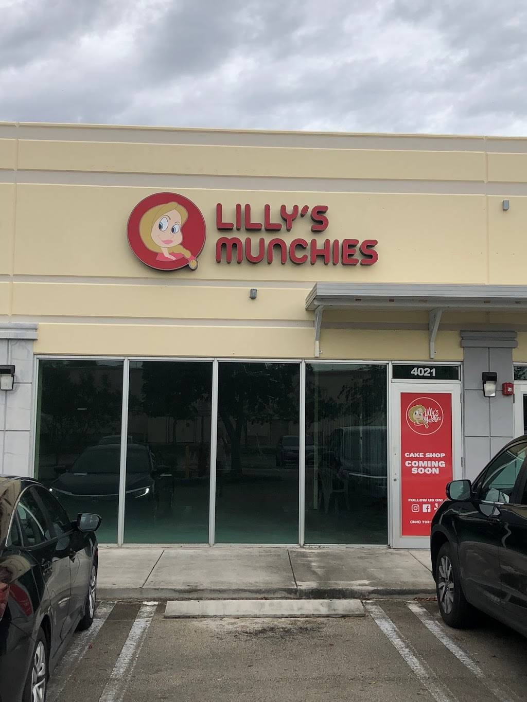 Lillys Munchies | 4021 SW 152nd Ave, Miami, FL 33185, USA | Phone: (305) 733-6200