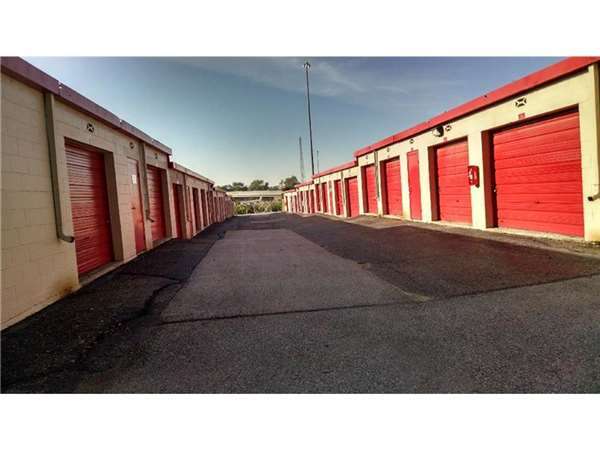 SecurCare Self Storage | 551 Stover Ave, Indianapolis, IN 46227, USA | Phone: (317) 788-0871