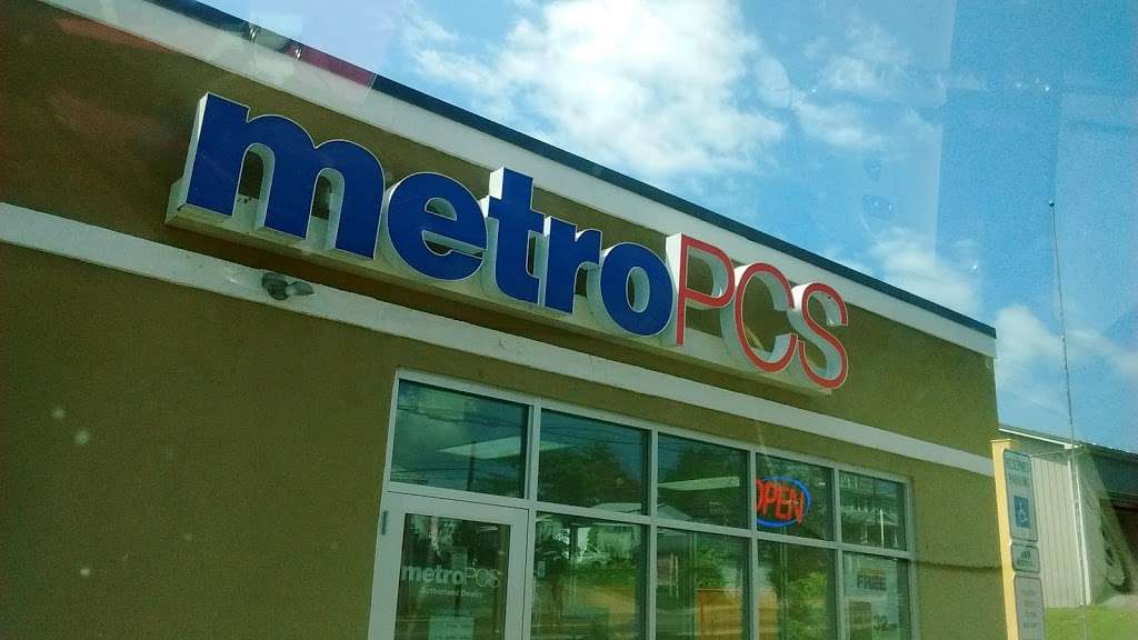 Metro by T-Mobile | 846 Lancaster Ave, Columbia, PA 17512, USA | Phone: (717) 992-4907