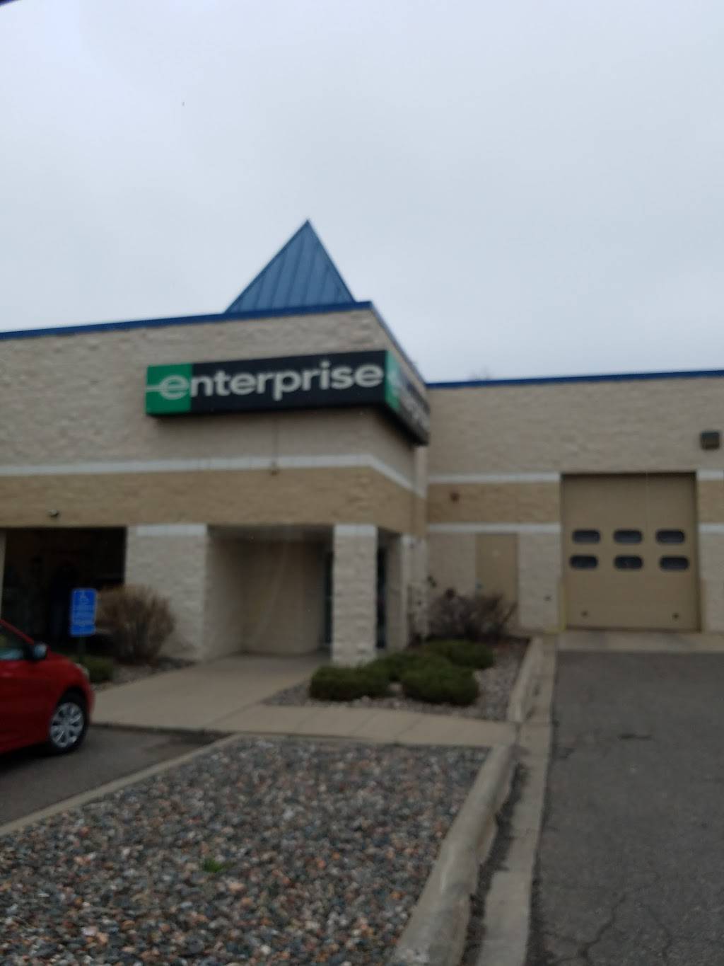 Enterprise Rent-A-Car | 3761 N Lexington Ave N, Arden Hills, MN 55126, USA | Phone: (651) 482-9999
