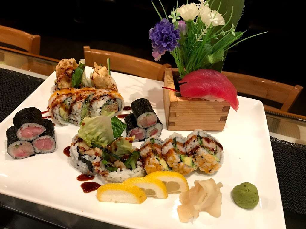 Sakana sushi | Monroe, CT 06468, USA | Phone: (203) 452-8220