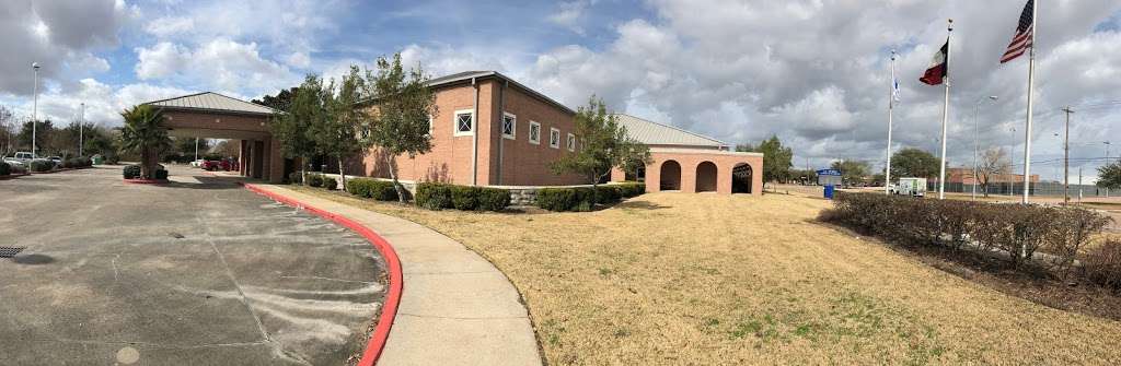 La Porte Library | 600 S Broadway St, La Porte, TX 77571, USA | Phone: (281) 471-4022