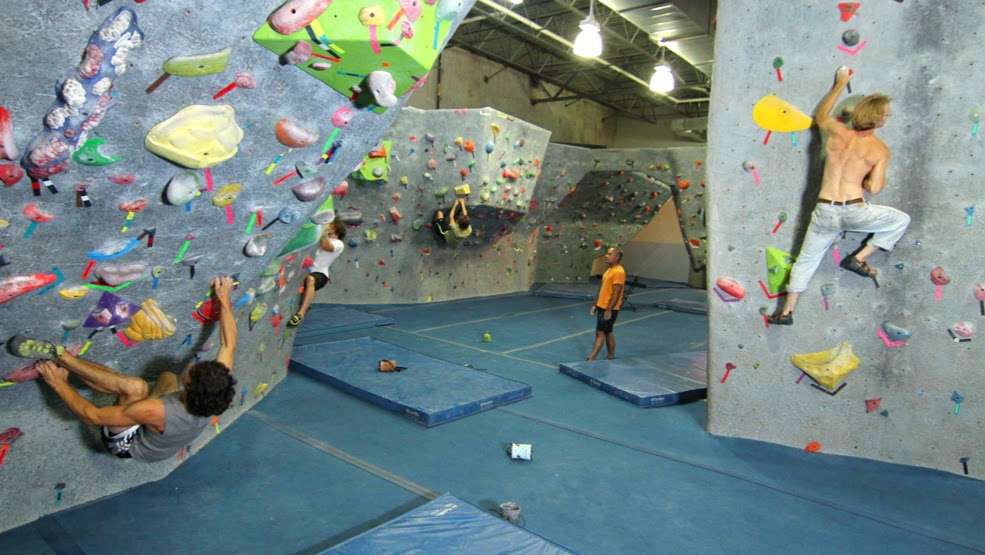 Sportrock Climbing Centers | 5308 Eisenhower Ave, Alexandria, VA 22304, USA | Phone: (703) 212-7625
