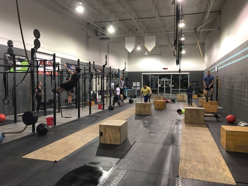 CrossFit Dash | 10650 Bennett Pkwy Suite 100, Zionsville, IN 46077, USA | Phone: (317) 662-4846