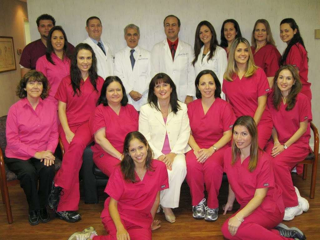 Miami Lakes Eye Care Center, P.A. | 15600 NW 67th Ave Suite #210, Miami Lakes, FL 33014 | Phone: (305) 825-2020