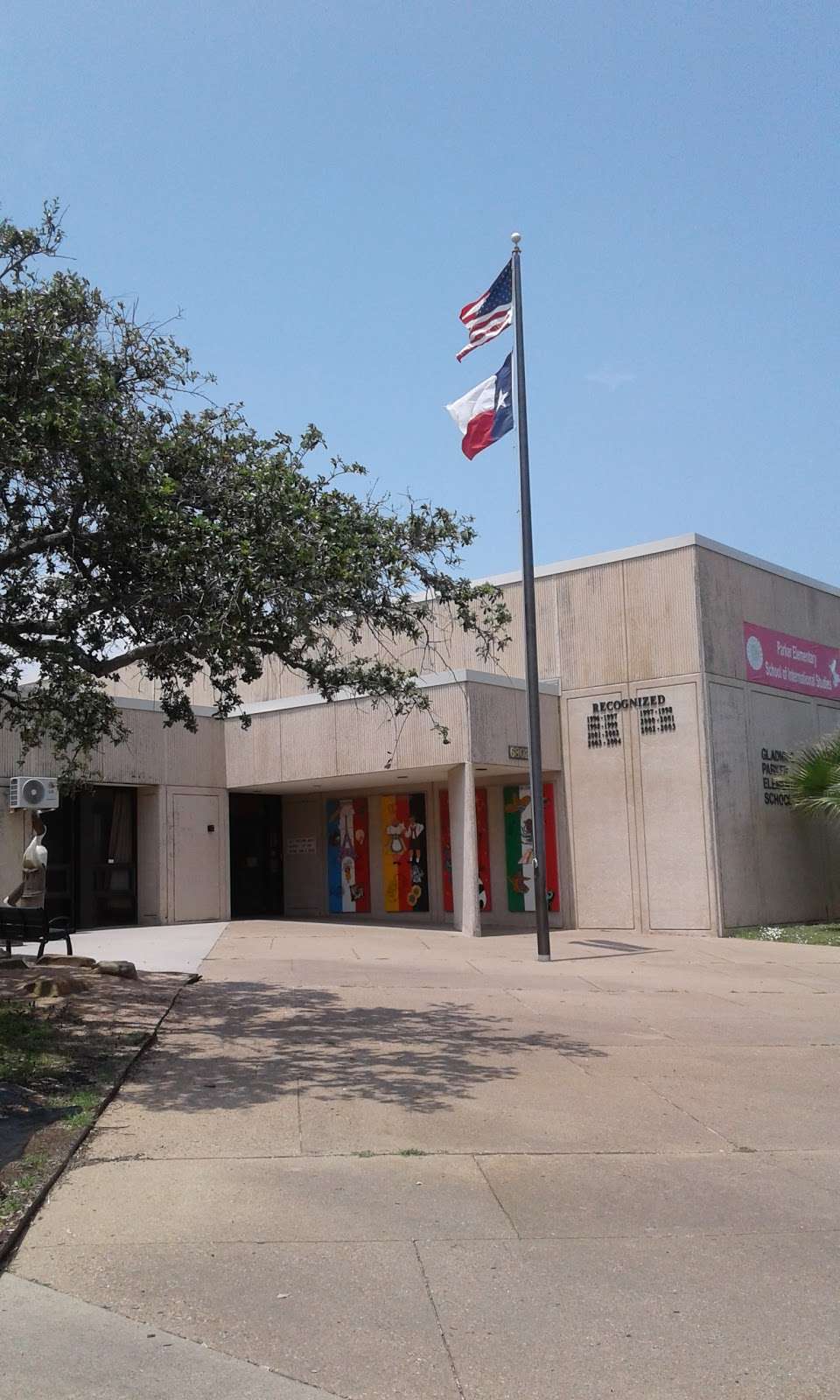 Parker Elementary School | 6802 Jones Dr, Galveston, TX 77551, USA | Phone: (409) 761-6600