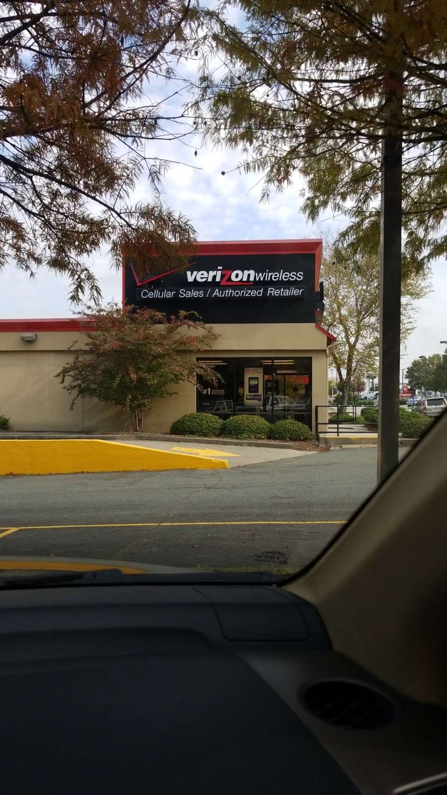 Verizon Authorized Retailer – Cellular Sales | 2427 Cherry Rd, Rock Hill, SC 29732, USA | Phone: (803) 327-9808