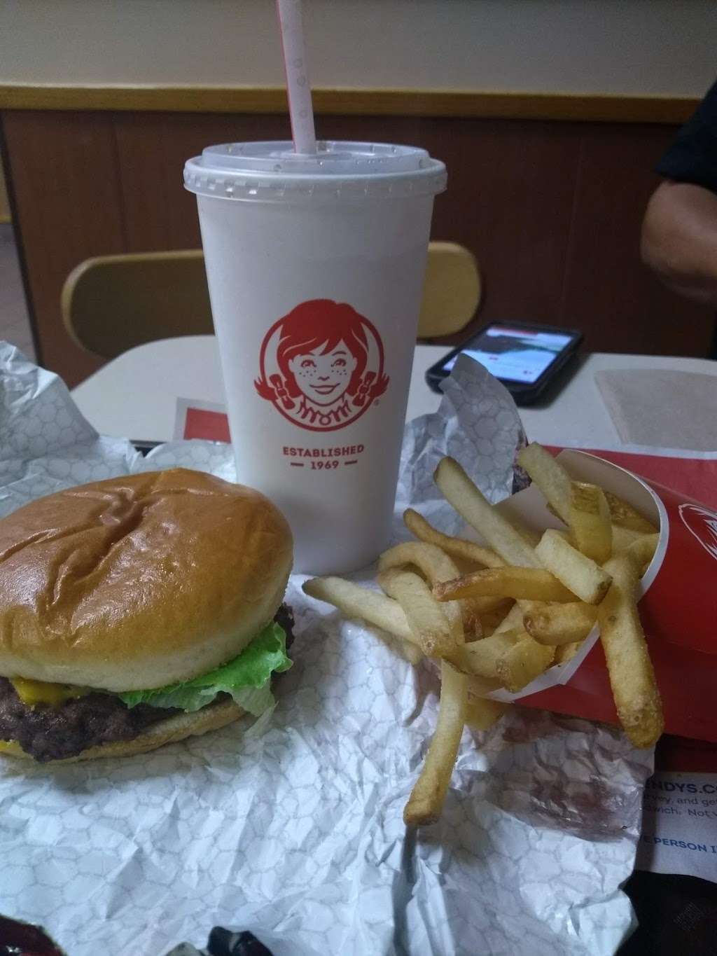 Wendys | 3032 College Park Dr, Conroe, TX 77384, USA | Phone: (936) 321-5745