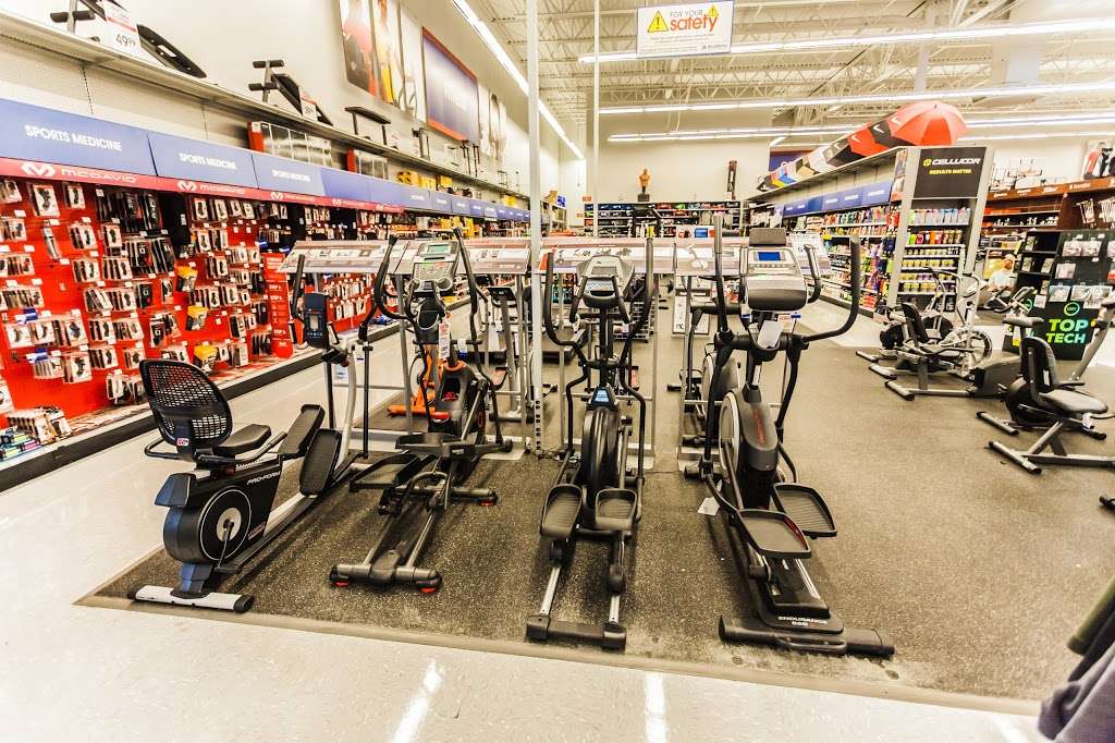 Academy Sports + Outdoors | 9781 Quivira Rd, Overland Park, KS 66215 | Phone: (913) 227-1600