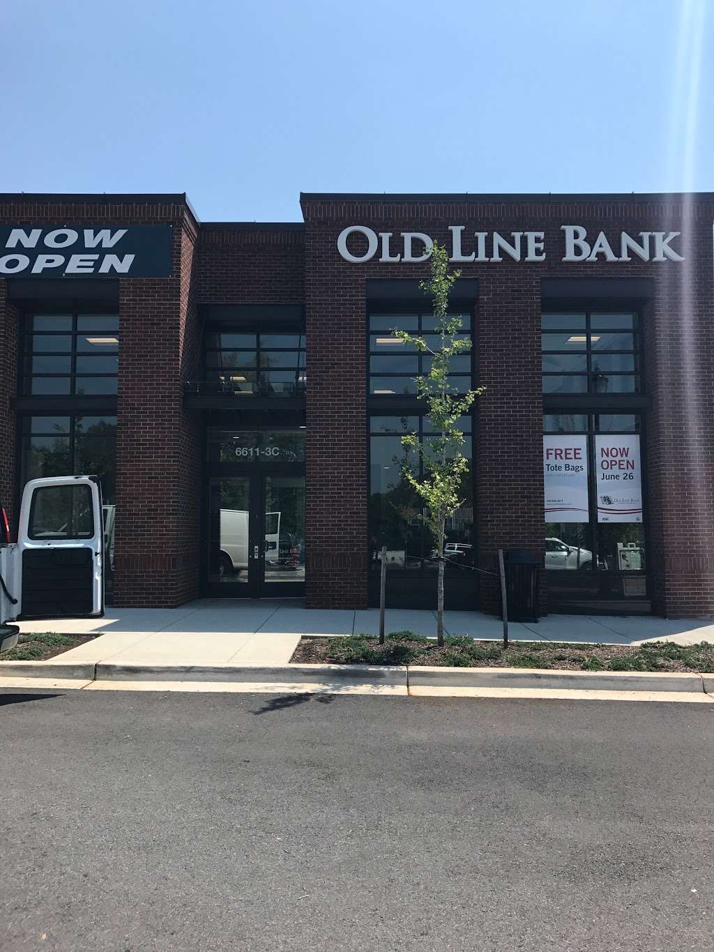 Old Line Bank | 6611 Baltimore Ave #3C, Riverdale Park, MD 20737, USA | Phone: (240) 696-4017