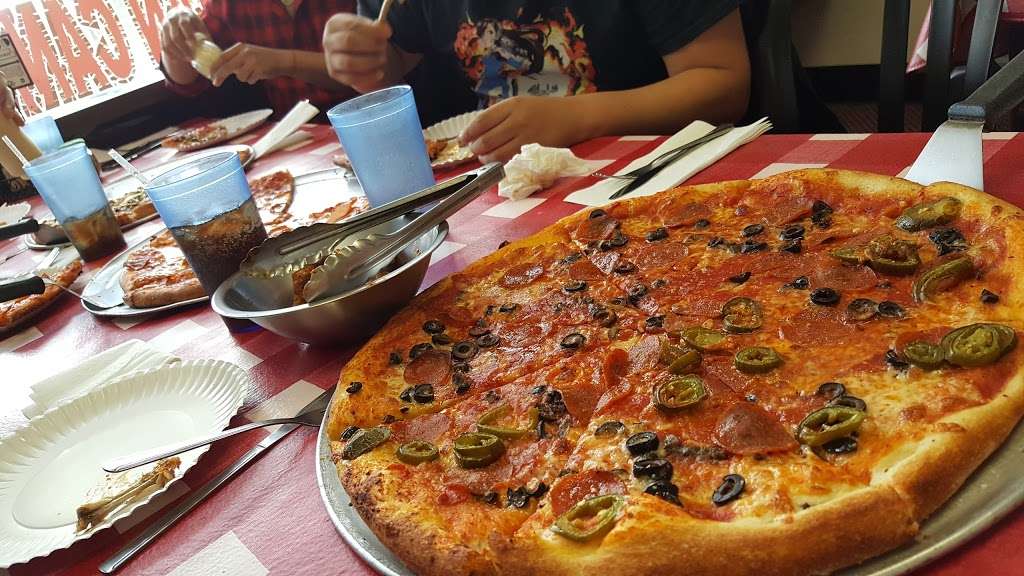 San Biagios Pizza | 1263 W 7th St, Upland, CA 91786, USA | Phone: (909) 946-9277