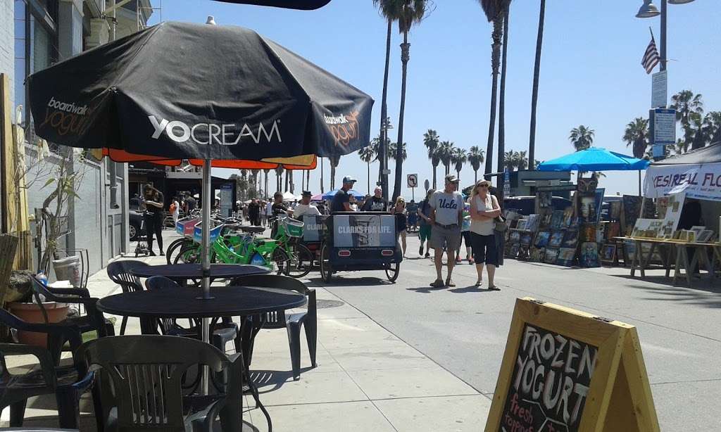 Boardwalk Yogurt | 215 Ocean Front Walk, Venice, CA 90291, USA | Phone: (424) 238-8977