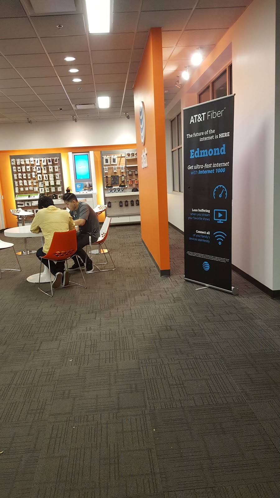 AT&T Store | 1255 E 2nd St, Edmond, OK 73034, USA | Phone: (405) 844-4408