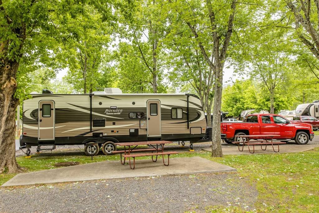 Nashville RV Resort and Cabins | 2572 Music Valley Dr, Nashville, TN 37214, USA | Phone: (615) 889-4225