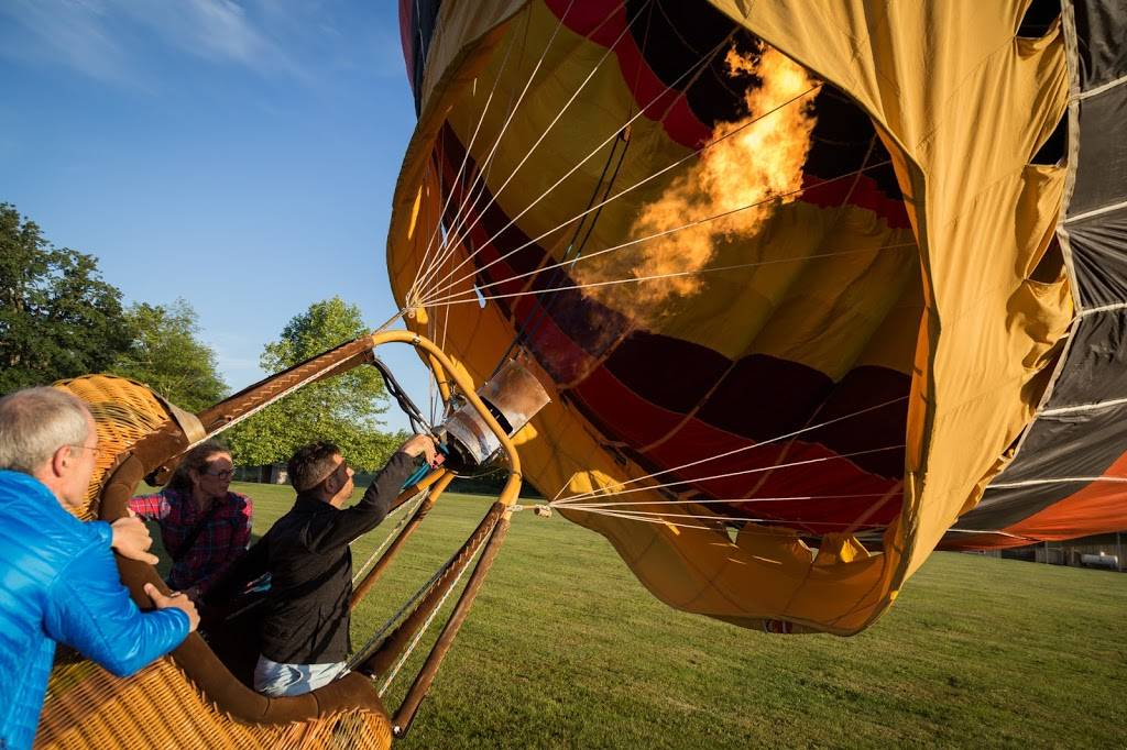 Seattle Ballooning | 2825 SW 170th St, Burien, WA 98166, USA | Phone: (206) 588-9788