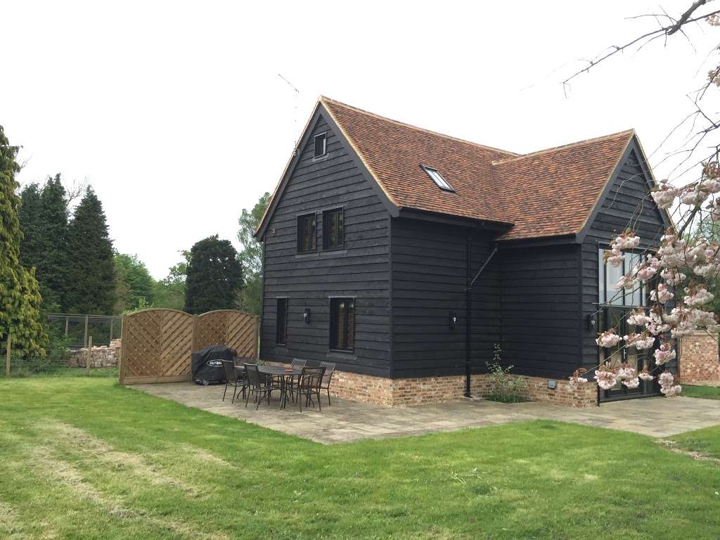 Whitehill Barn at Home Farm | 6 Whitehill, Welwyn AL6 9AF, UK | Phone: 07779 249117