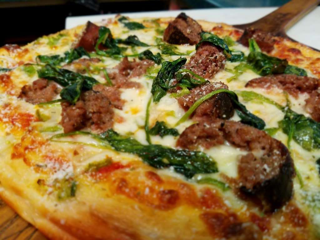 Roman Delight Restaurant III | 1240 Centre Turnpike, Orwigsburg, PA 17961, USA | Phone: (570) 366-1914