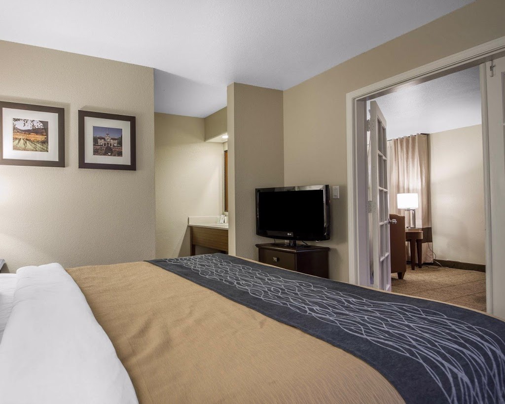 Comfort Inn Cordelia | 4441 Central Pl, Fairfield, CA 94534, USA | Phone: (707) 864-1446